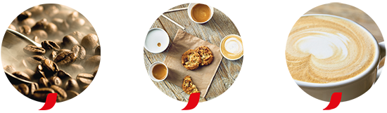 Kaffeebohnen, Kekse mit Kaffee und eine Kaffeetasse mit Kaffee drin