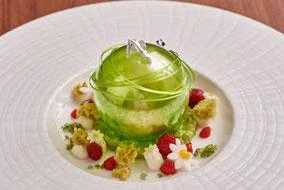 Grünes Dessert Mit-Isomalt-Zucker