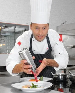 Green vac Thomas Sandor Salvis AG Schulungsleiter Verfahrenstechnik Koch