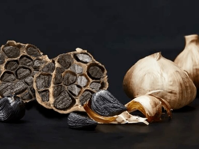 Schwarzer Knoblauch
