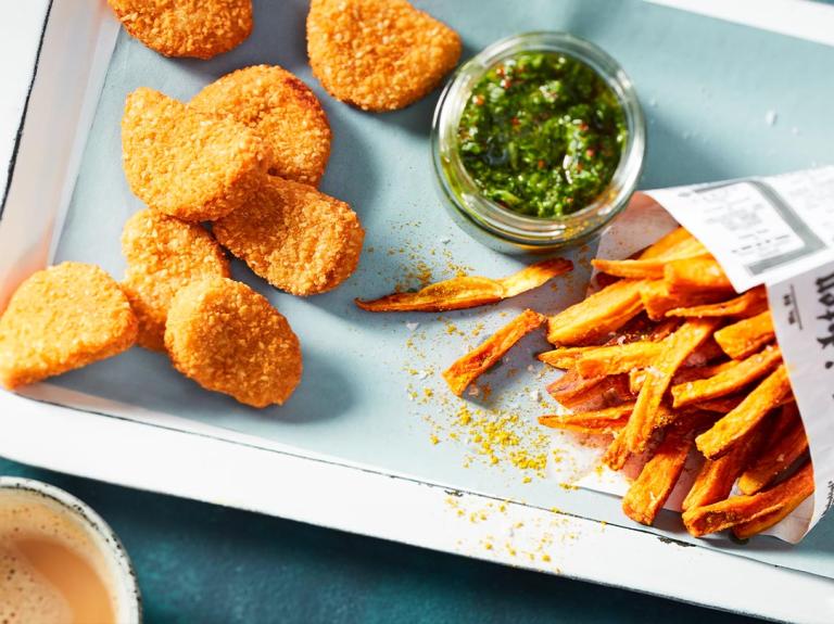 Vegane Nuggets mit Pommes