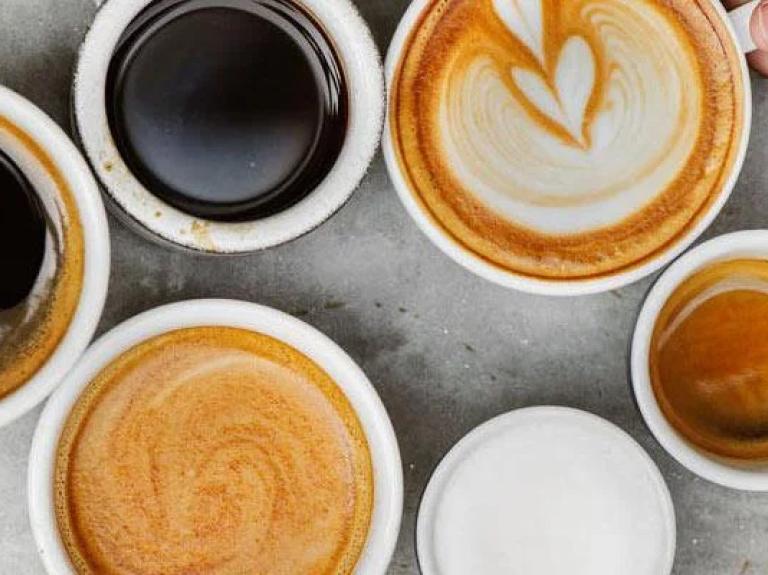Verschiedene Kaffeetassen
