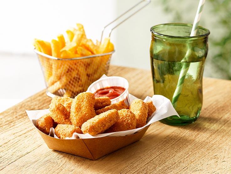 Vegane Nuggets Pommes Getränk
