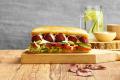Rote Beete Falafel Sandwich