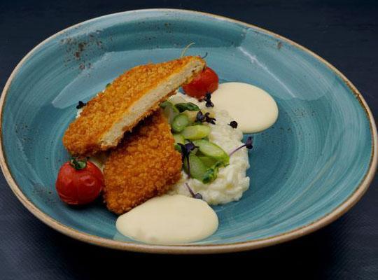vegetarisches Schnitzel, Spargel, Risotto
