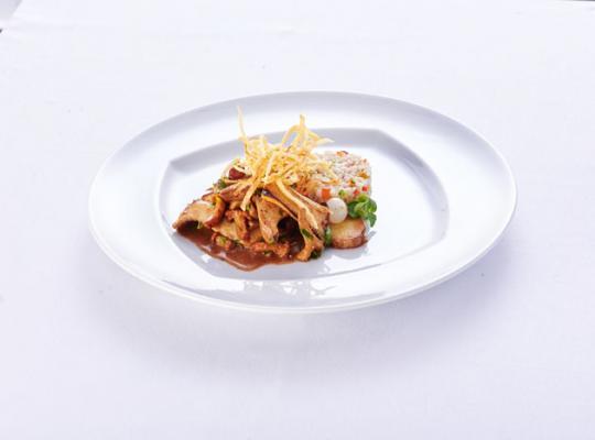 Veganes Pilzragout mit Haselnusssauce