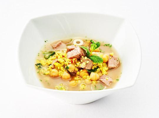 "Marokkanische" Kichererbsensuppe mit Couscous, Lamm und Lauch