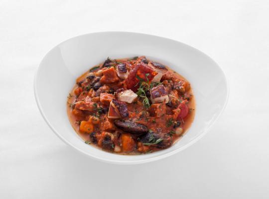 Buseca Argentinia - Bohnensuppe mit Schweinebauch, Chorizo und Tomate