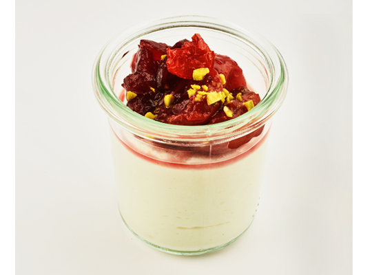 Creme "Mozzarella di Buffalo" mit Cranberry-Tomaten-Salat