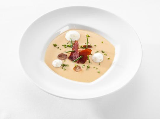 Maronen-Kartoffelsuppe mit Schmand