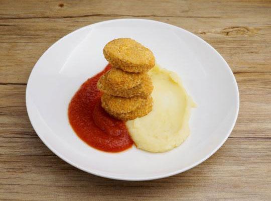 GARDEN GOURMET Nuggets mit Tomatensauce und Kartoffelpüree (KITA-Rezept)