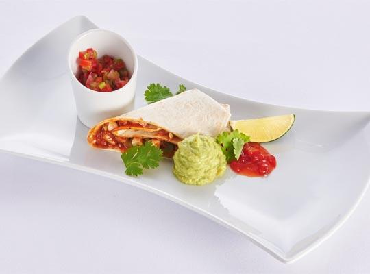 Burritos "Cancun"mit "Pico de Gallo" und Guacamole