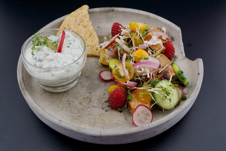 Bratwurstsalat
