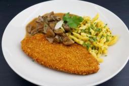Garden Gourmet Veganes Schnitzel mit Pilzsauce