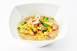 "Marokkanische" Kichererbsensuppe mit Couscous, Lamm und Lauch