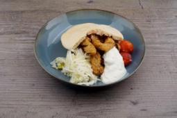 Garden Gourmet Vegetarischer Döner im Fladenbrot mit Joghurt und Weißkrausalat
