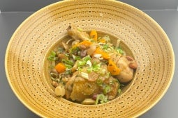 Coq au vin Blanc / Weintrauben / Butternudeln