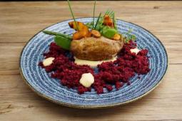 Kartoffeln & Gemüse, Rote Beete Falafel, Ziegenfrischkäse-Hollandaise