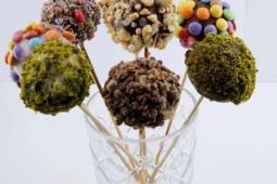 DOCELLO Cake Pops