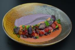 Nestlé Professional Fancy Purple Curry Sausage