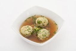 Kaspress-Knödelsuppe "Tiroler Art"