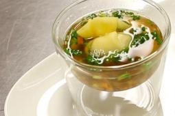 Consommé vom Weiderind