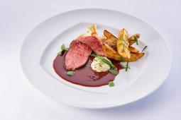 Roastbeef mit Jus von schwarzen Tee