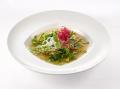 Asiatische Frühlingssuppe mit Spargel und Glasnudeln