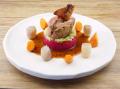 Gefüllte Entenbrust, Black Garlic Farce, Wirsing, rote Kartoffelcreme