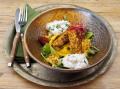 Linsentaler auf Kürbismousse, glasierte Linsen, Tomaten-Gurken-Raita