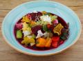 Rote Beete Bouillabaisse mit Wurzelgemüse und Rote Beete Kugeln