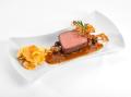 "Südtiroler Zwiebelrostbraten" mit getrockneten Tomaten und Oliven