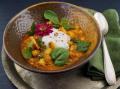 Kichererbsencurry mit Quinoa und veganen Filetstücken