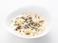 Wildkräuter-Champignoncremesuppe mit Kartoffel-Speckschaum