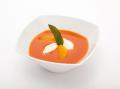 Tomaten-Orangencremesuppe mit Ricotta und Salbei
