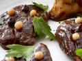 Ossobuco mit Rotweinsauce, Zitrone und Petersilie