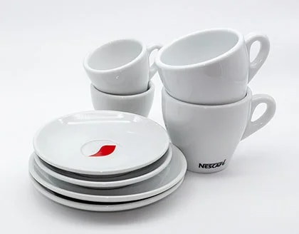 Nescafé Tassen
