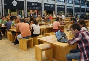 Food Court Halle